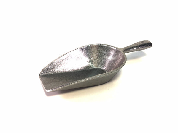 Aluminum Flat-Bottom Scoop's Available in 4 Sizes - Please Select Size - Rainhart